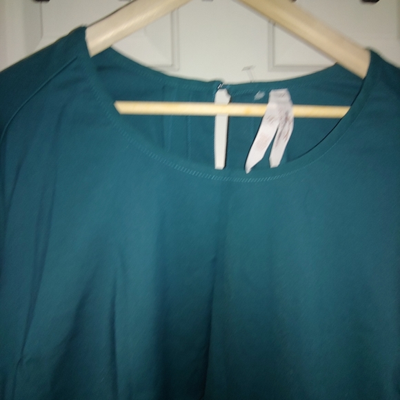 EUC Plus Size Melissa Mccarthy Seven Tie Front Blouse  - Size 2X - Picture 6 of 15